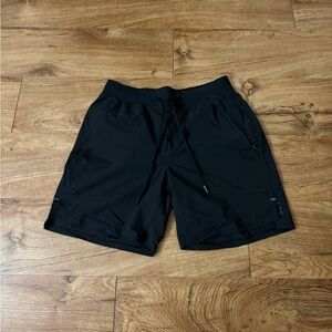 Lululemon 7” inseam shorts size medium